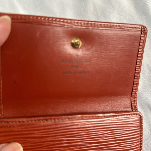 Louis Vuitton Authentic Rust Brown color compact wallet. 6 card & 1 bill slots. - Picture 7 of 12